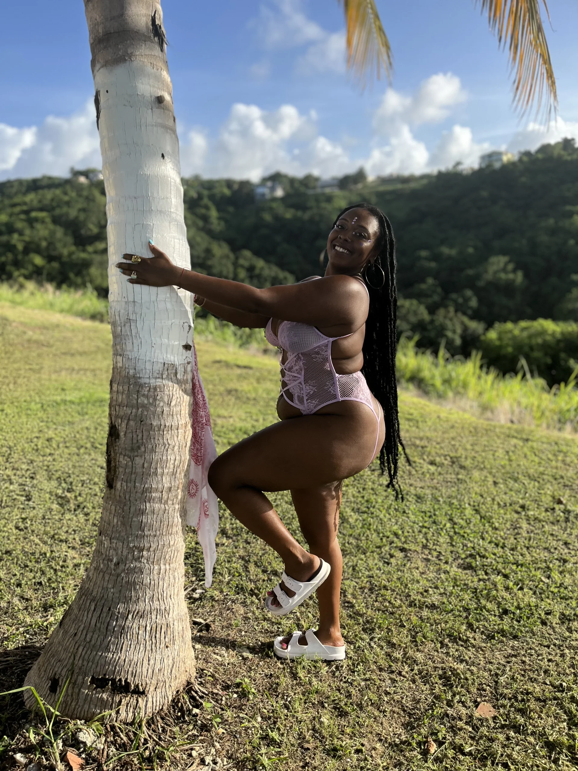 XXX Porn Photo of Nude ChocolateCakeQueen 17