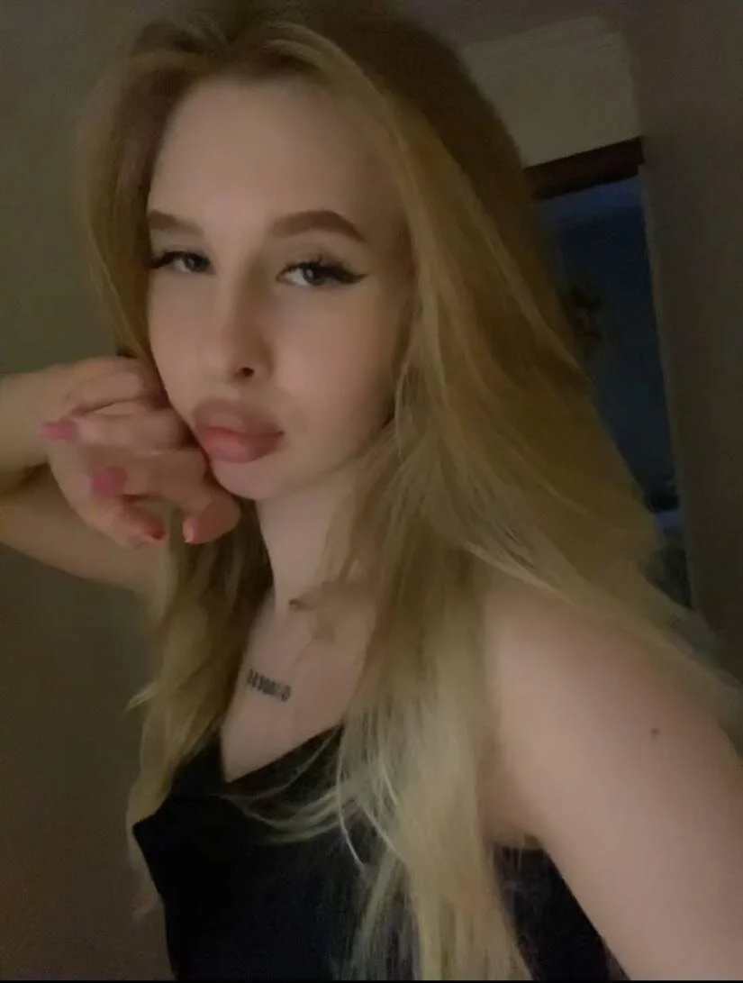 XXX Porn Photo of Nude RosalindSherlock 2