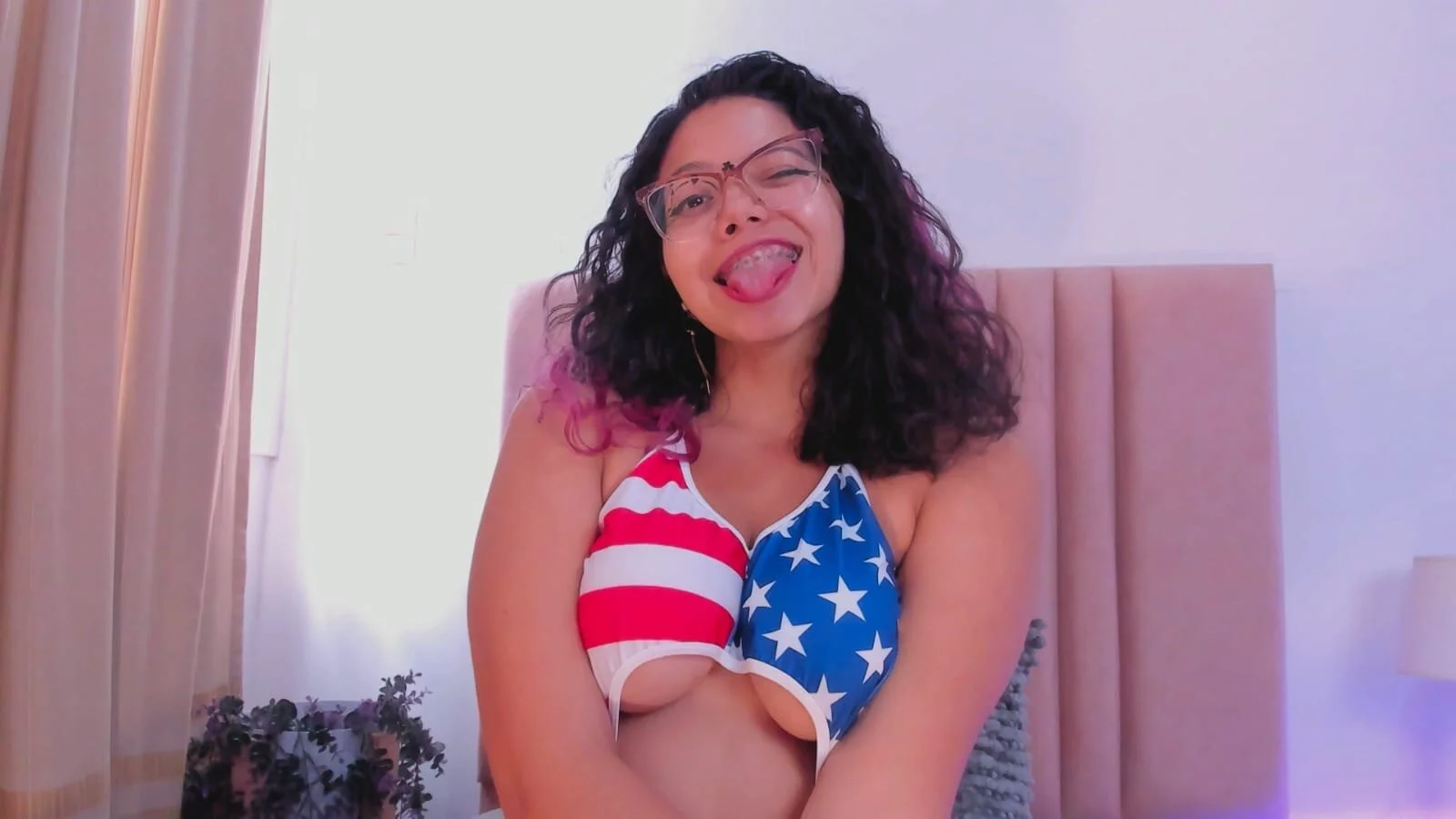XXX Porn Photo of Nude SelenaBlumX 11