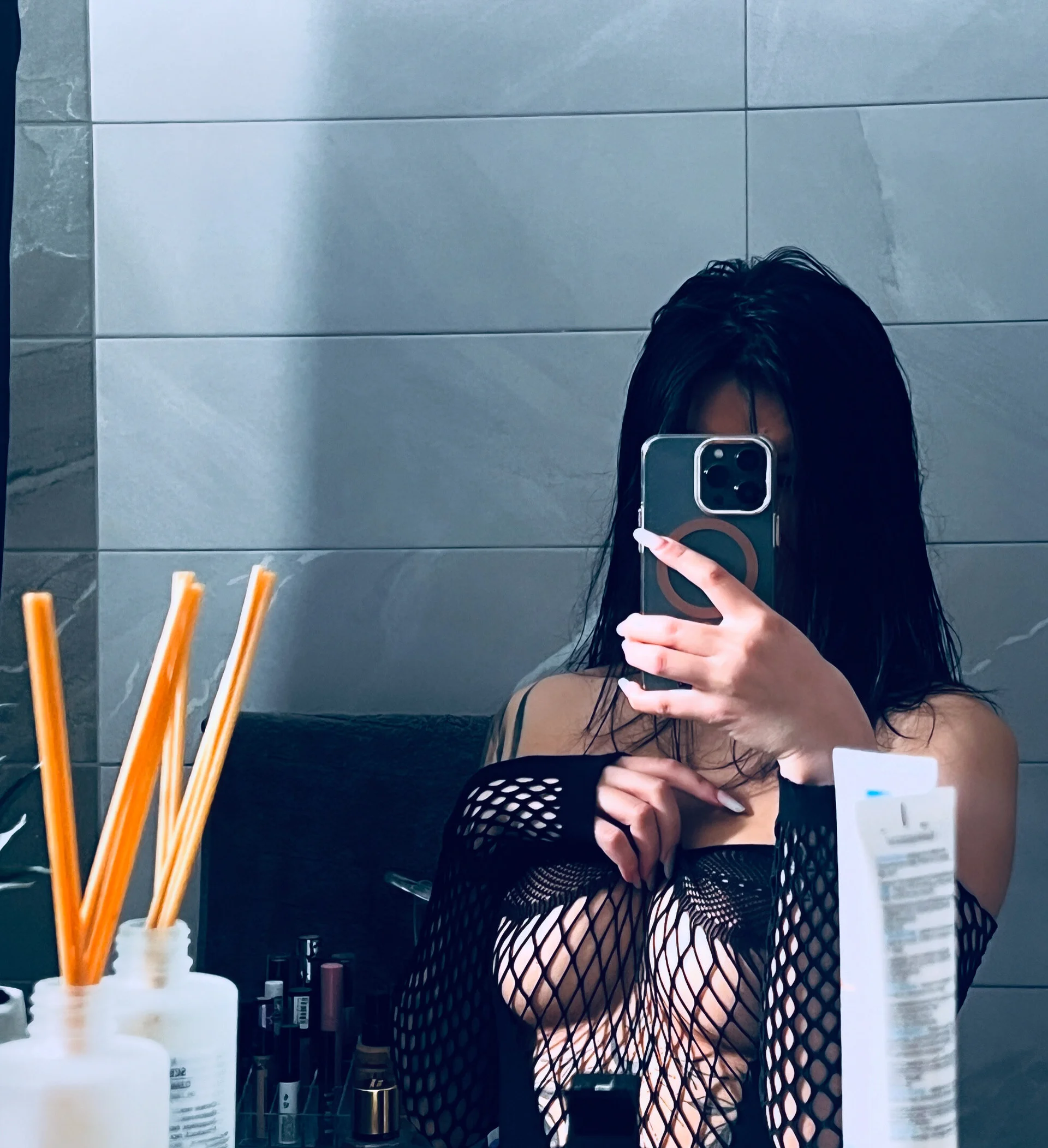 XXX Porn Photo of Nude DramaQueen__ 4