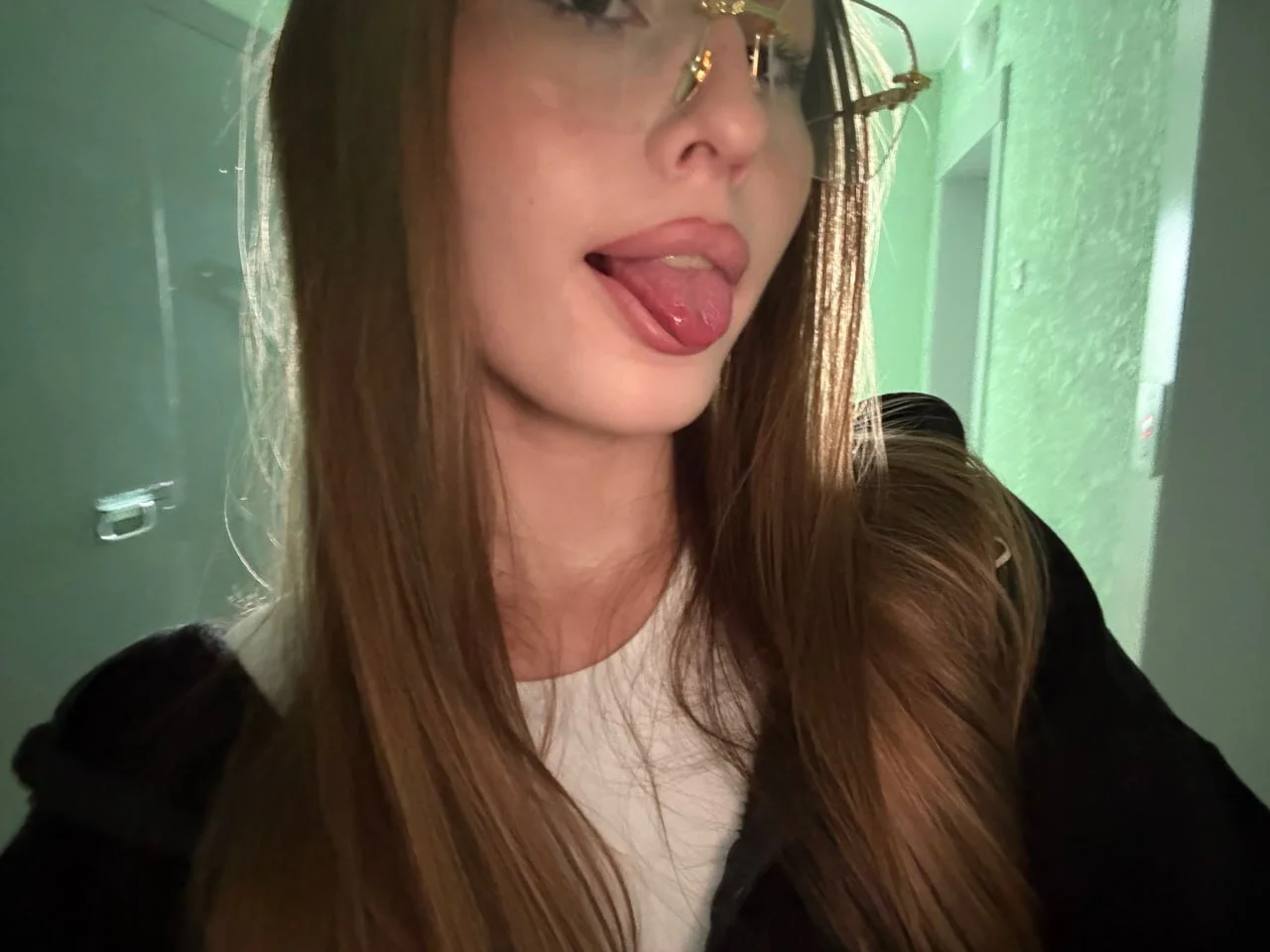 XXX Porn Photo of Nude PotentEven 2