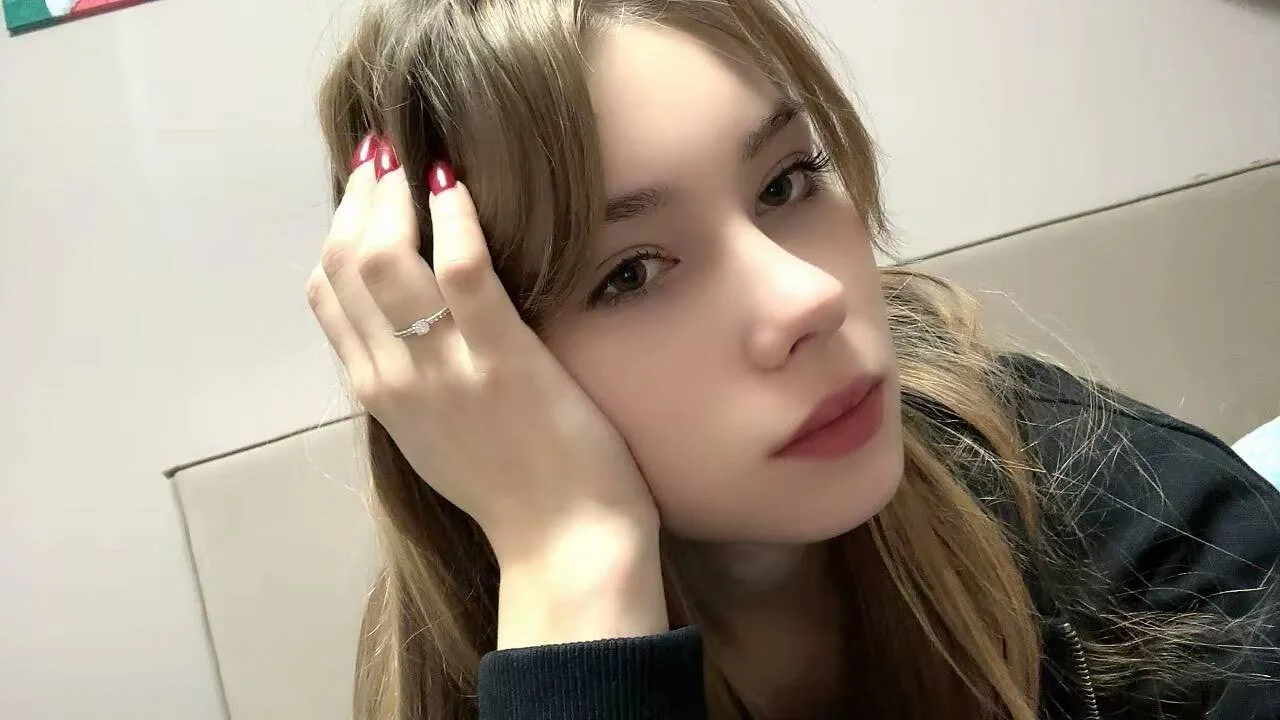 XXX Porn Photo of Nude LindyUnderkoffler 1