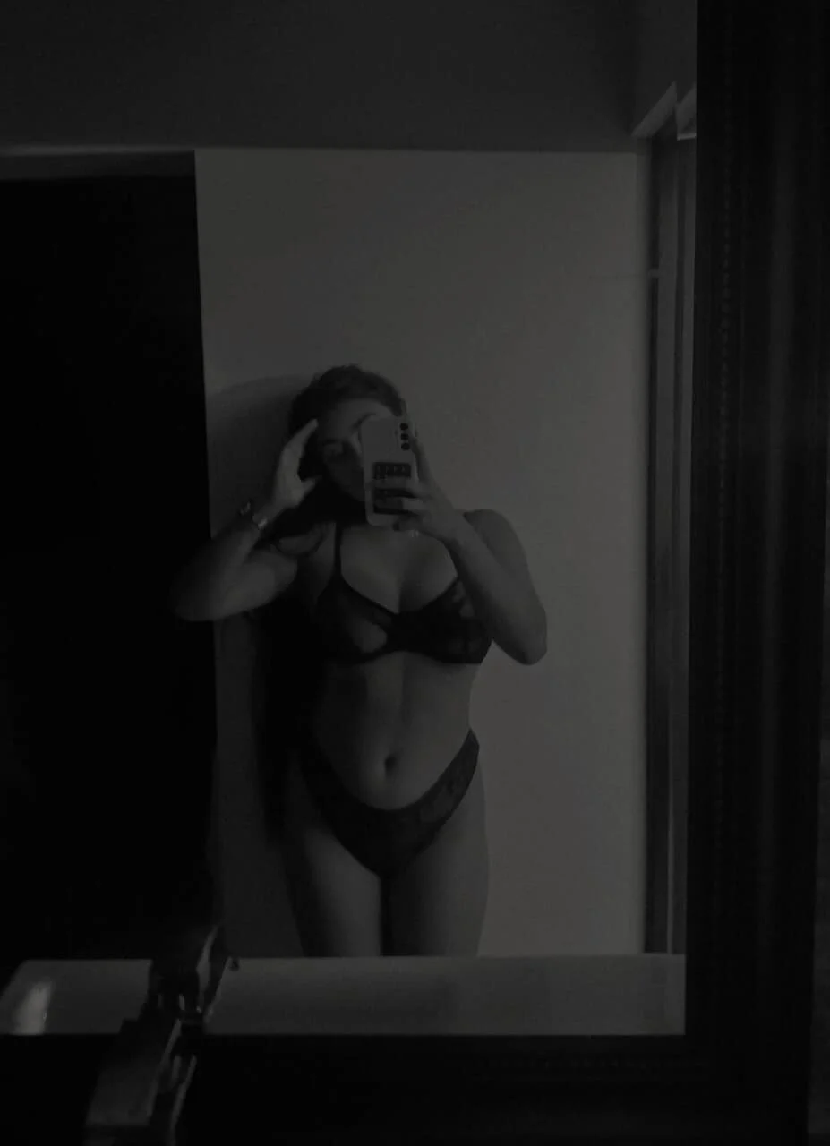 XXX Porn Photo of Nude Ivtt_love 8