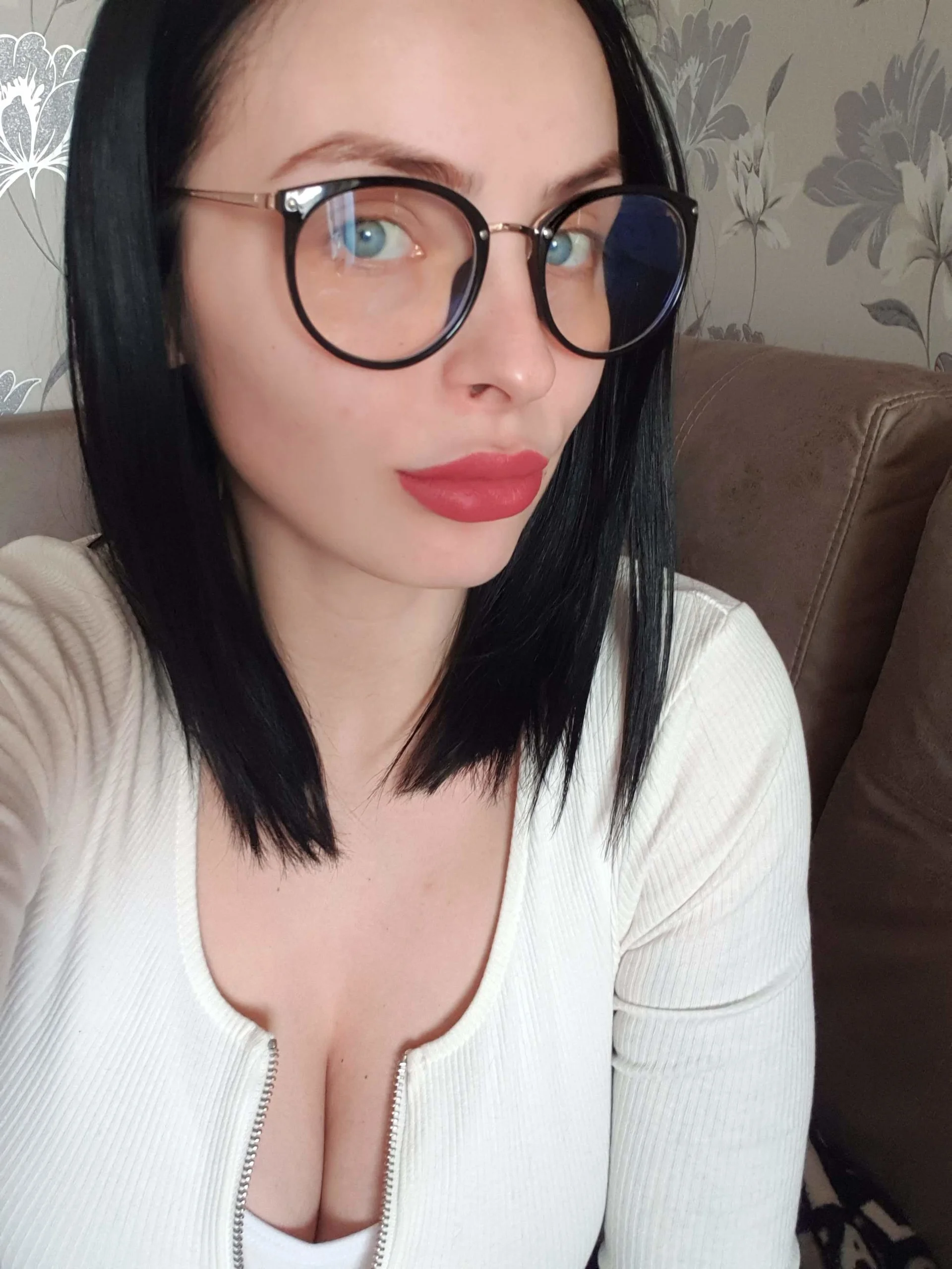 XXX Porn Photo of Nude lecherous_wife 26