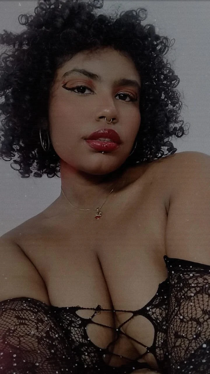 XXX Porn Photo of Nude sexy_curlylady 3
