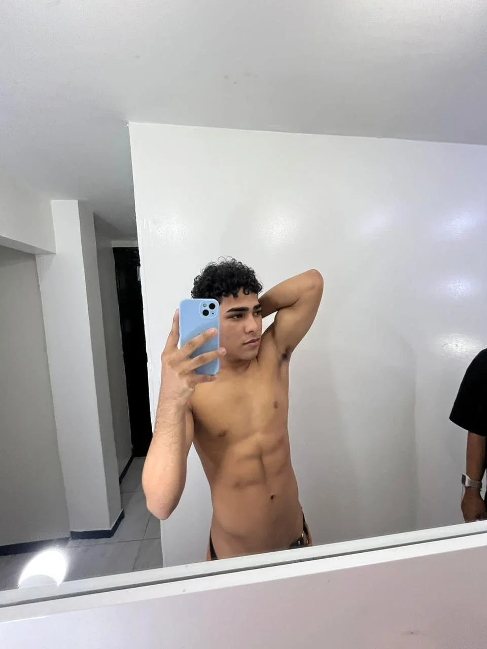 XXX Porn Photo of Nude LuccasCarter 7