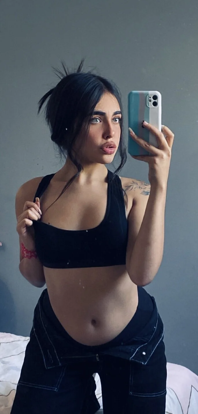 XXX Porn Photo of Nude DaphneUwu 37