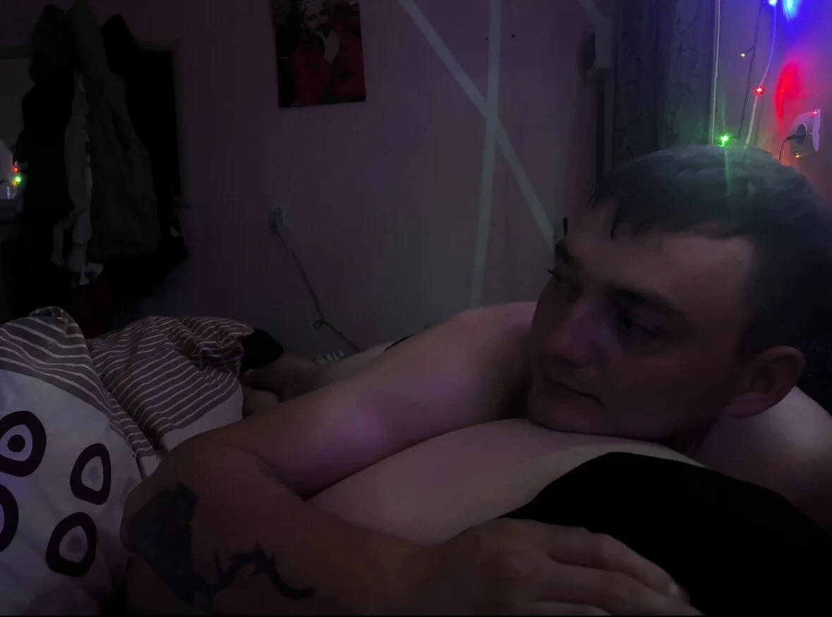 XXX Porn Photo of Nude Tomy_and_Molly 3