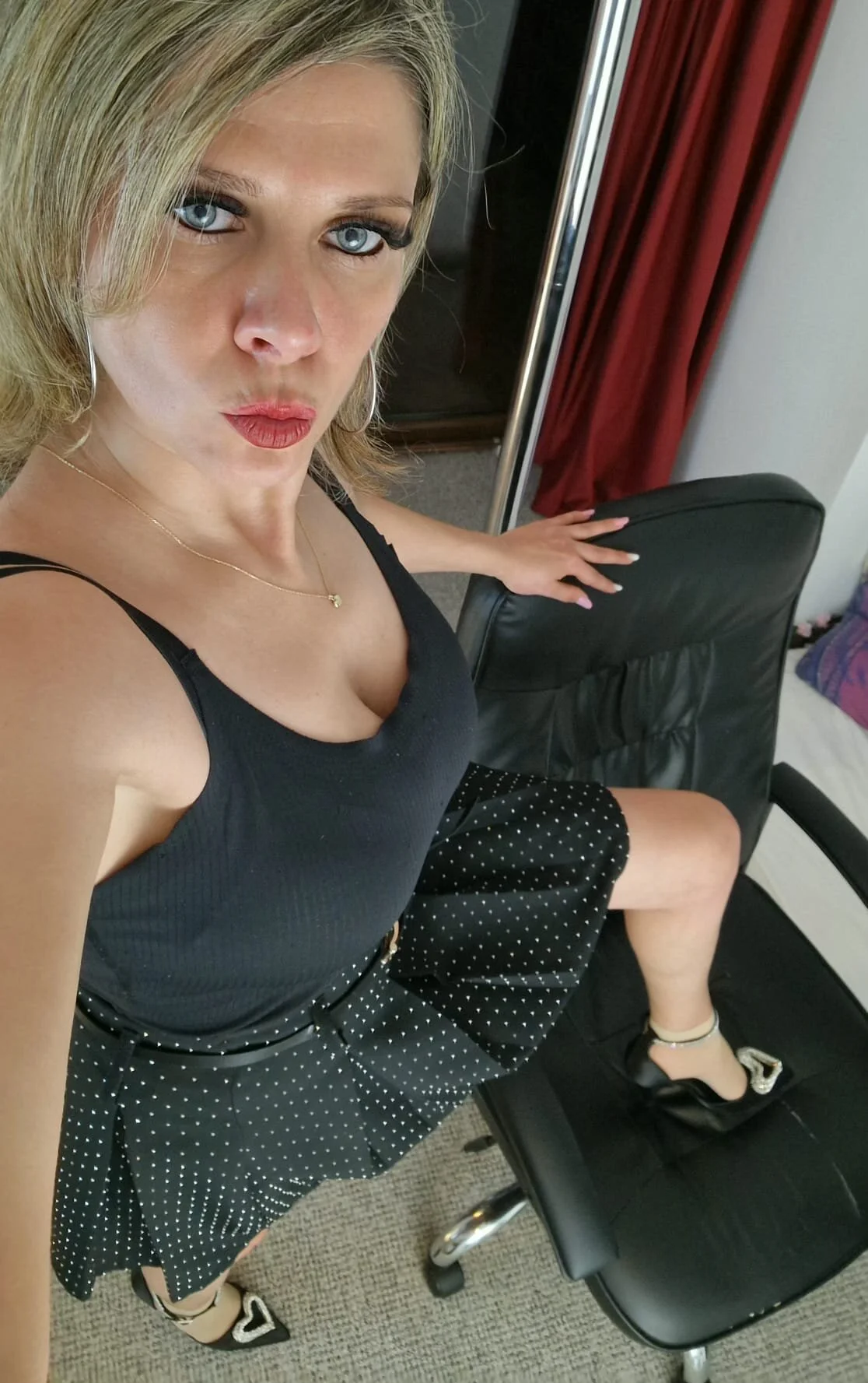 XXX Porn Photo of Nude Anne_Blueeyes 48