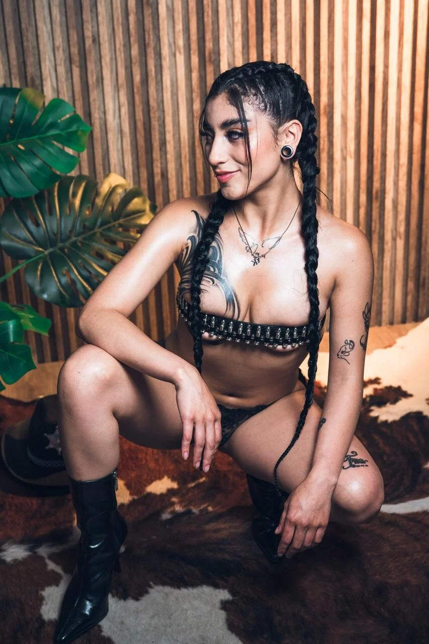 XXX Porn Photo of Nude Emma_Lirys 41