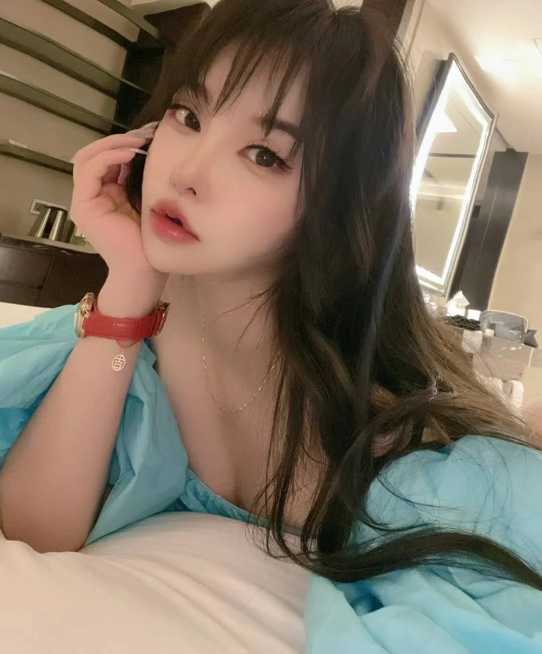 XXX Porn Photo of Nude U_mi_ 4