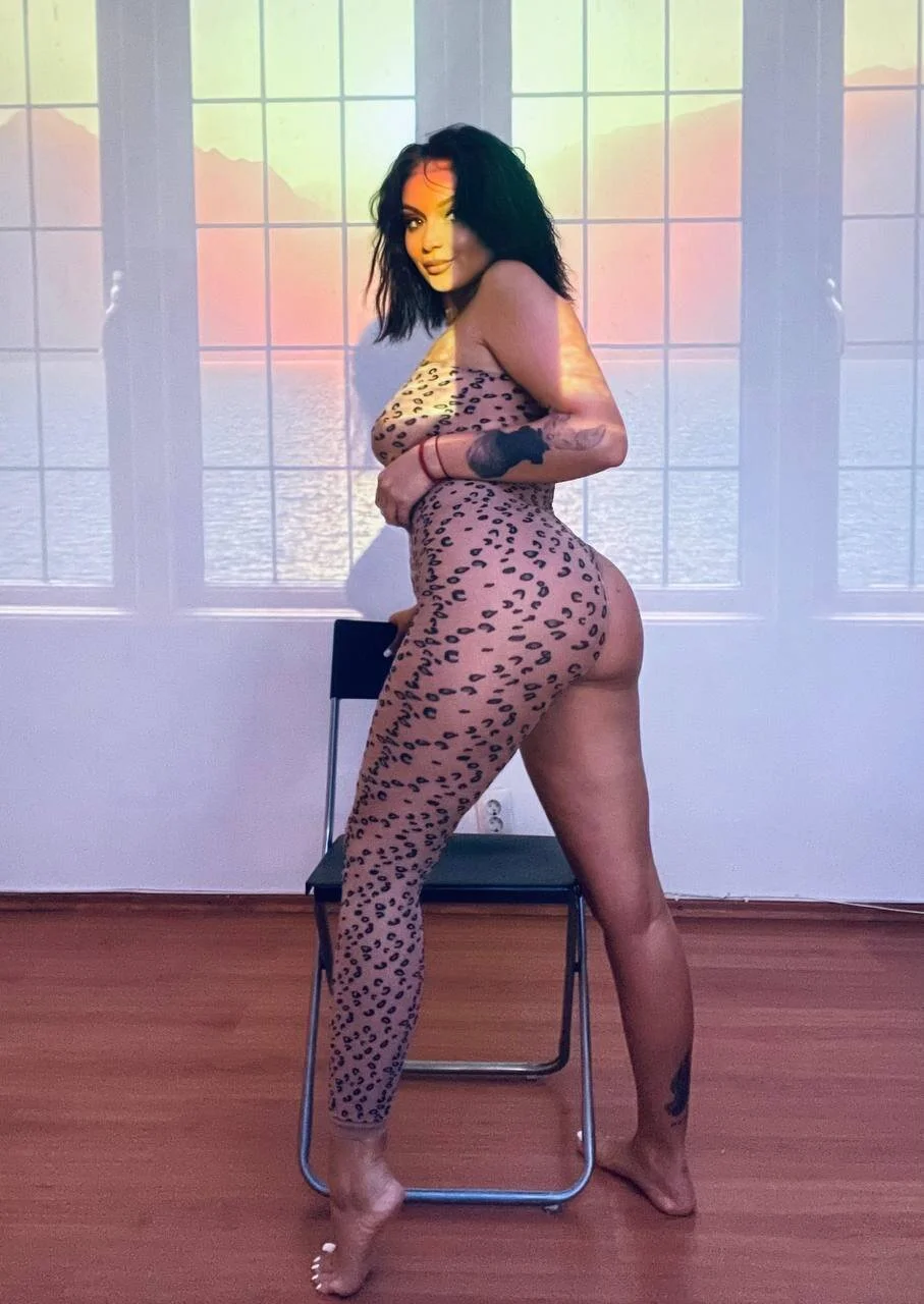 XXX Porn Photo of Nude LunaaXO 5