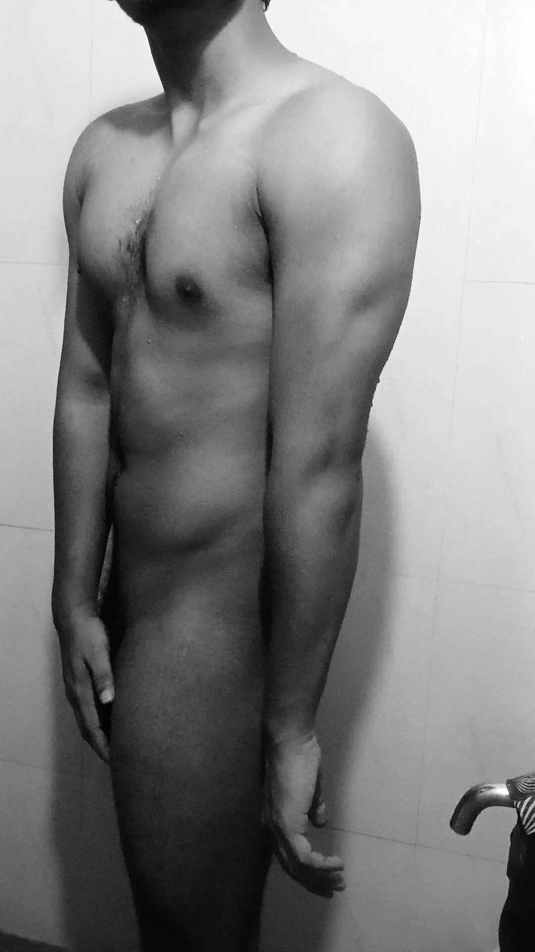 XXX Porn Photo of Nude hottboy_39 21