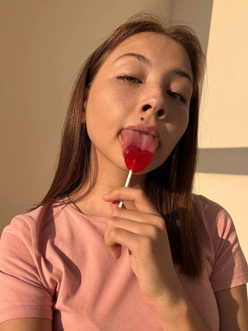XXX Porn Photo of Nude luna_young 95