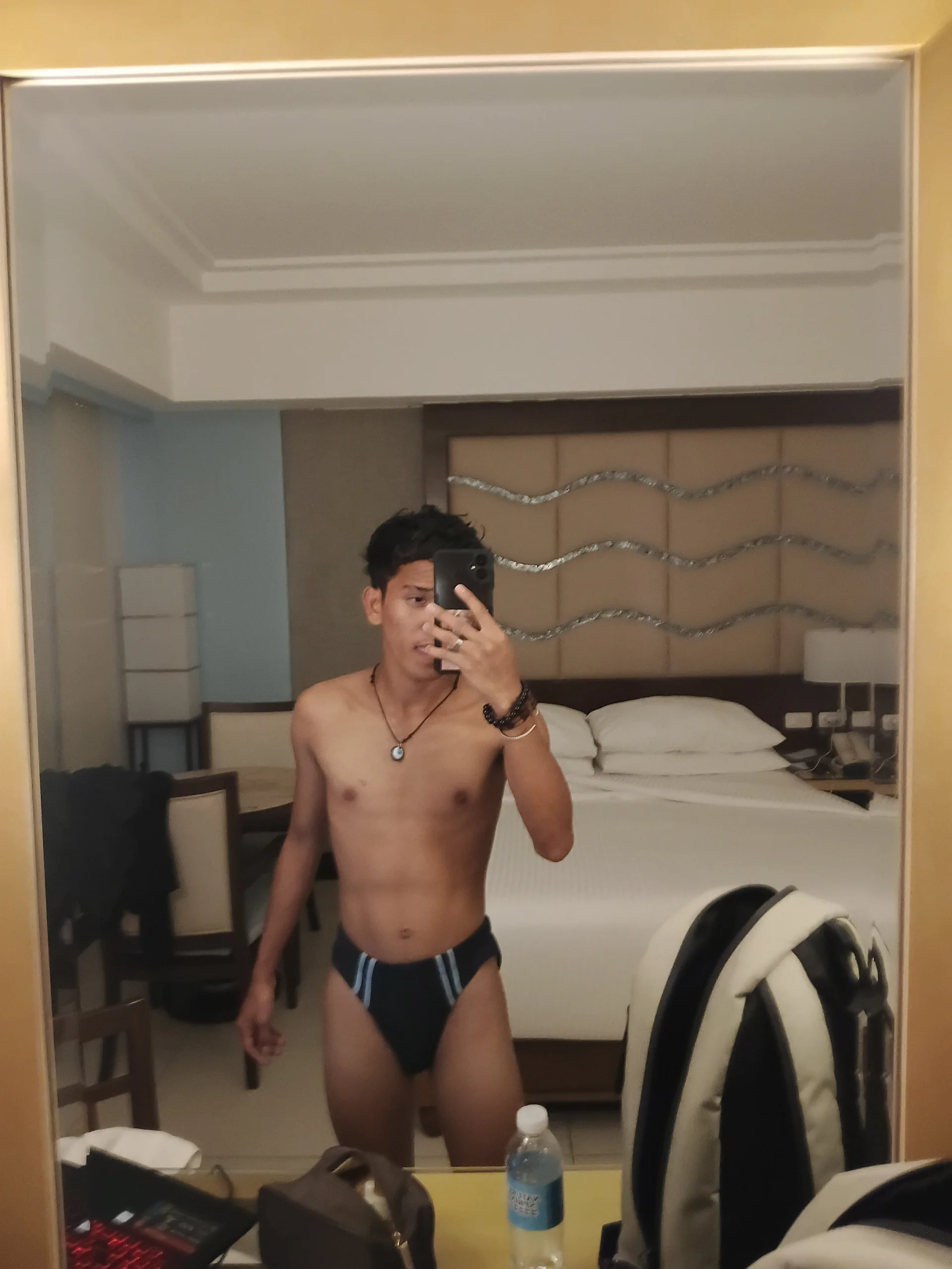 XXX Porn Photo of Nude hugekenbigcock 3