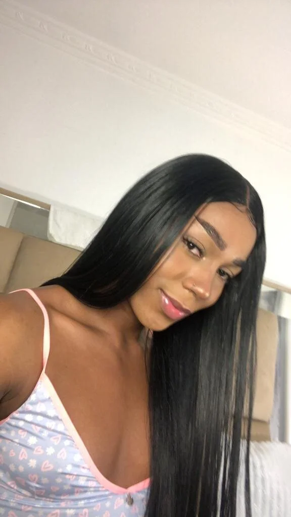 XXX Porn Photo of Nude alyssa_dessire 1