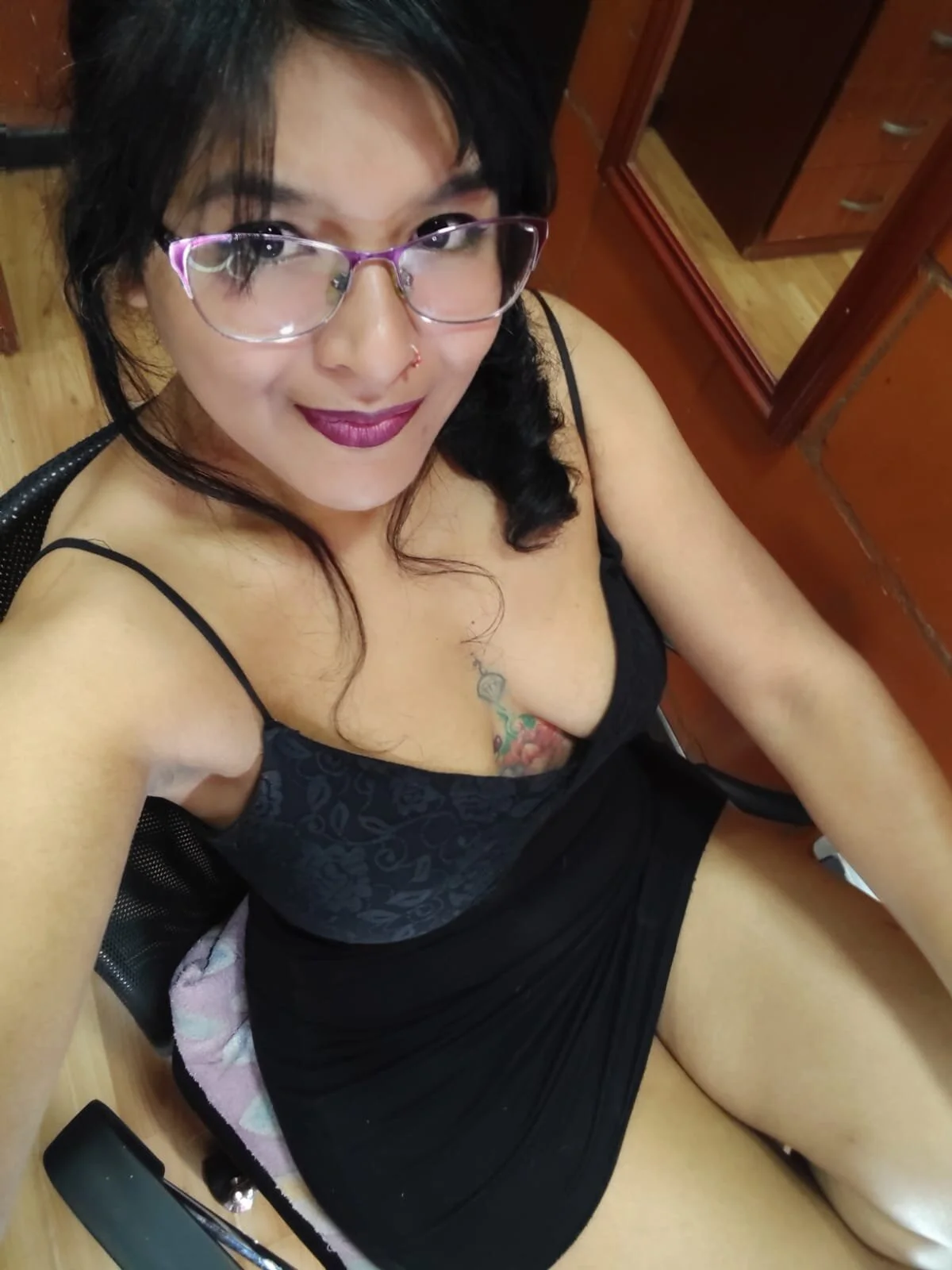 XXX Porn Photo of Nude laura_smith0 3