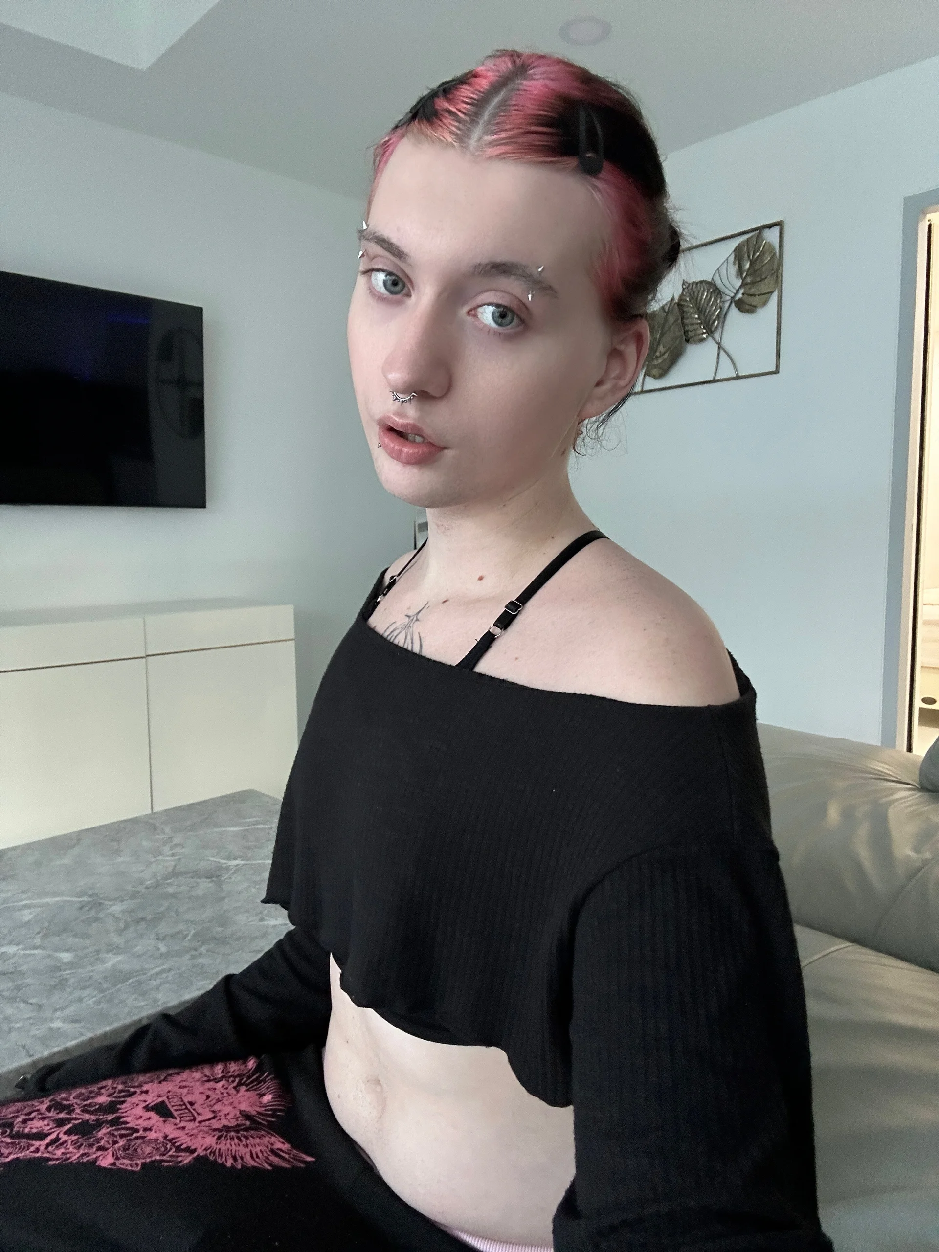 XXX Porn Photo of Nude Vailyreb_ 2