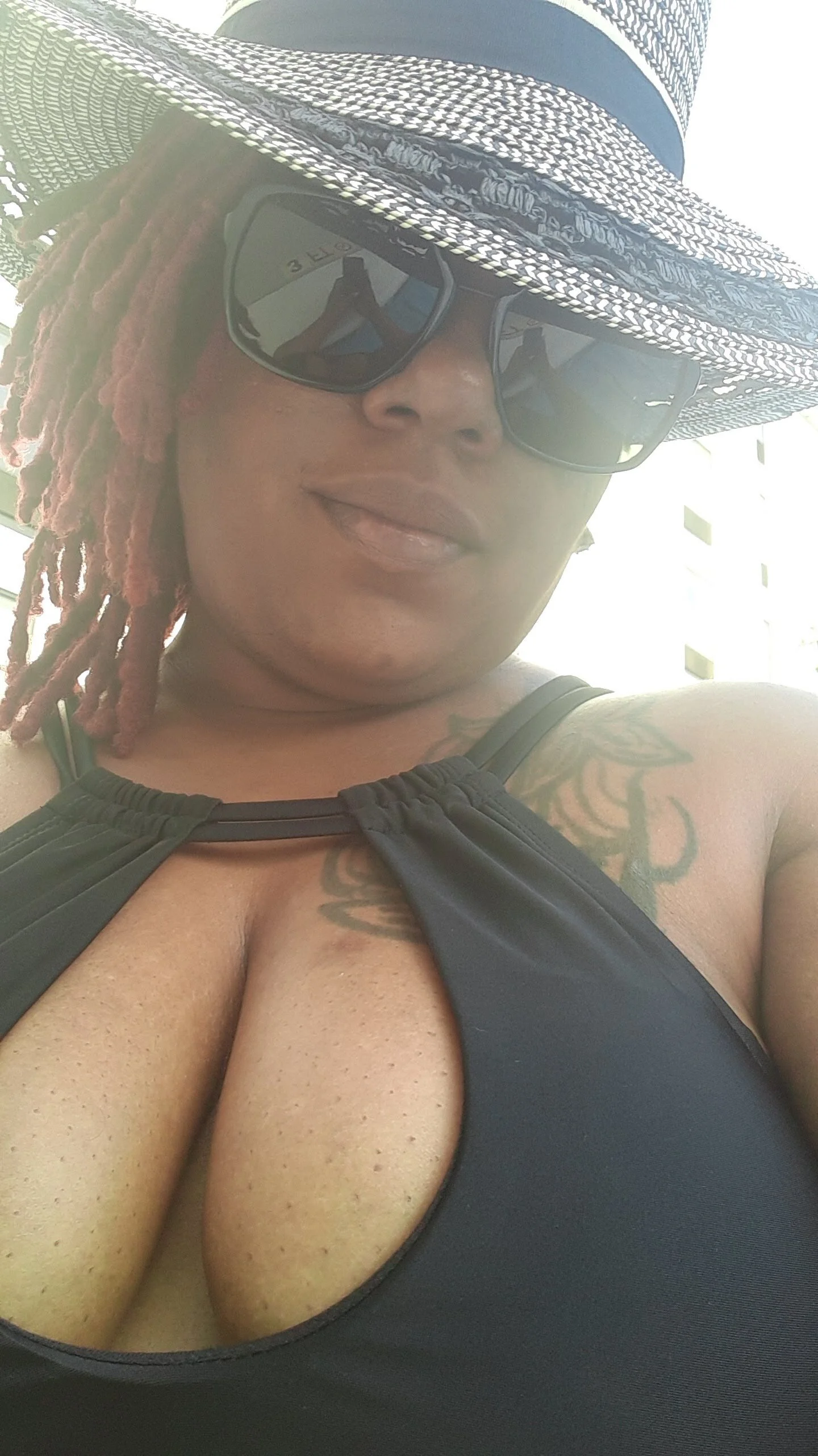 XXX Porn Photo of Nude StallionMilf 20