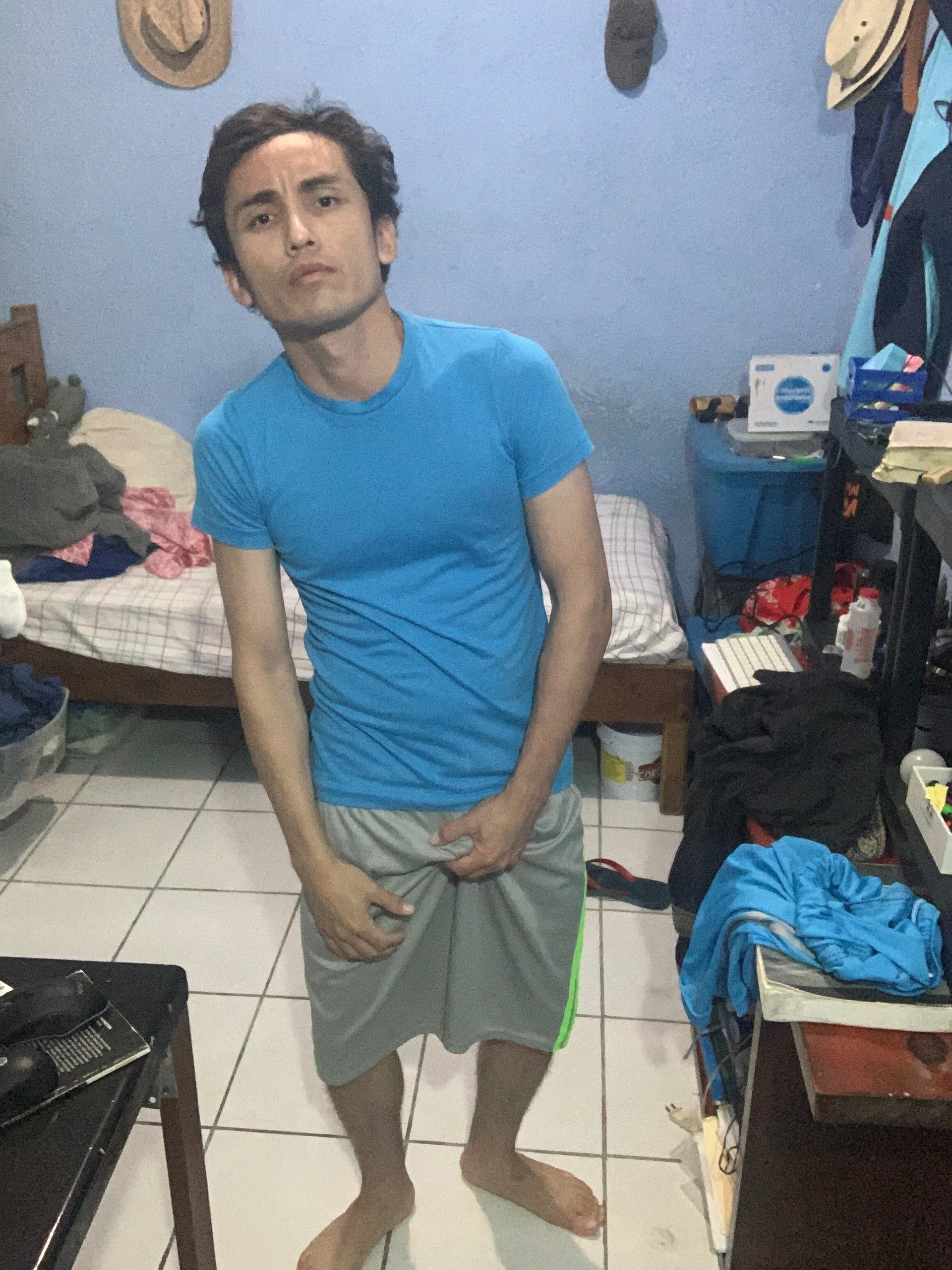 XXX Porn Photo of Nude hornymkfunguy 9