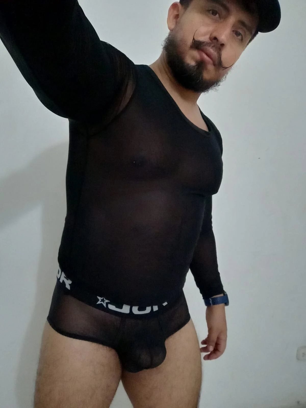 XXX Porn Photo of Nude KalethBigDick 2101