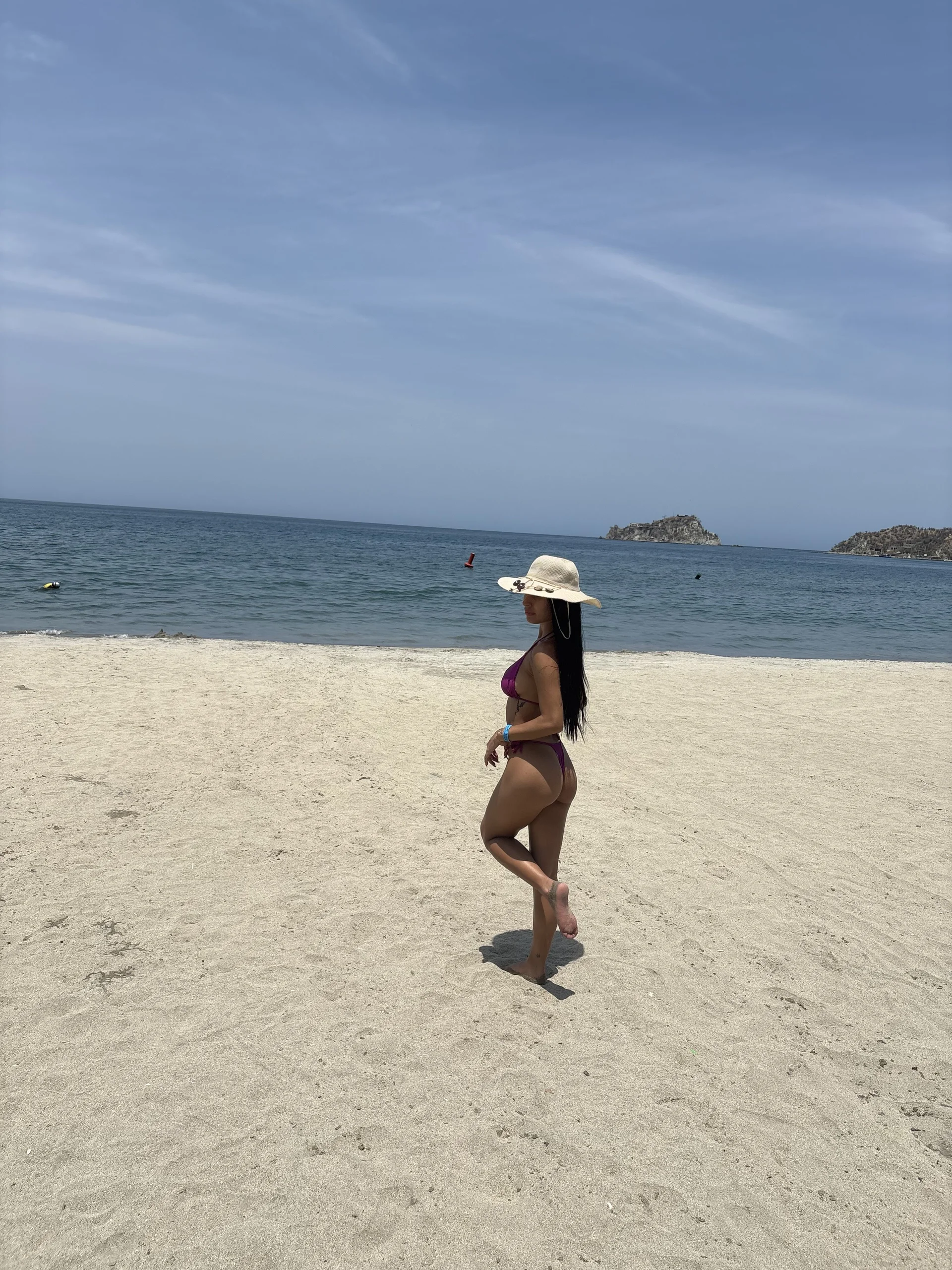 XXX Porn Photo of Nude Miafisher_ 9