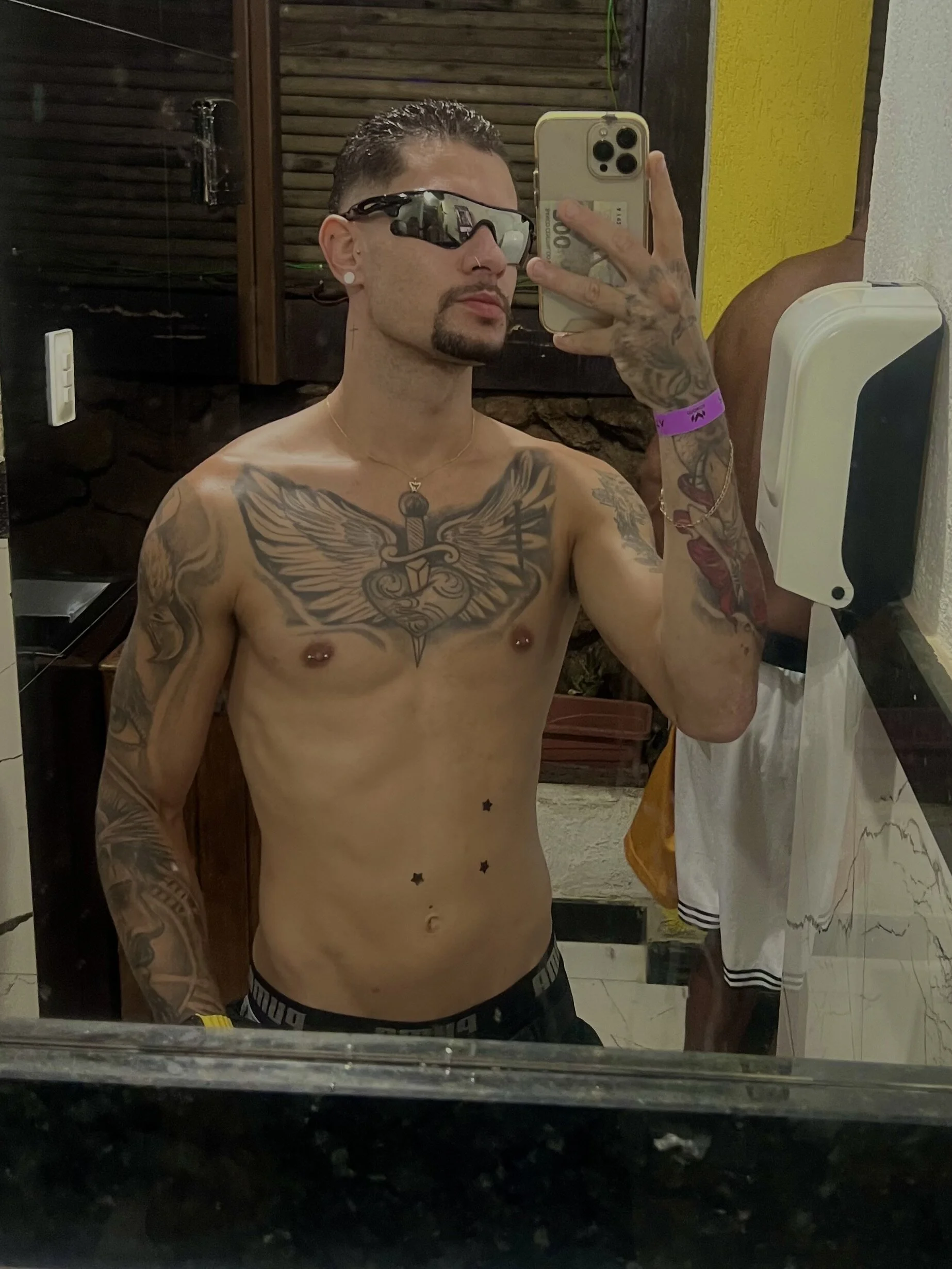 XXX Porn Photo of Nude Motobooy 1