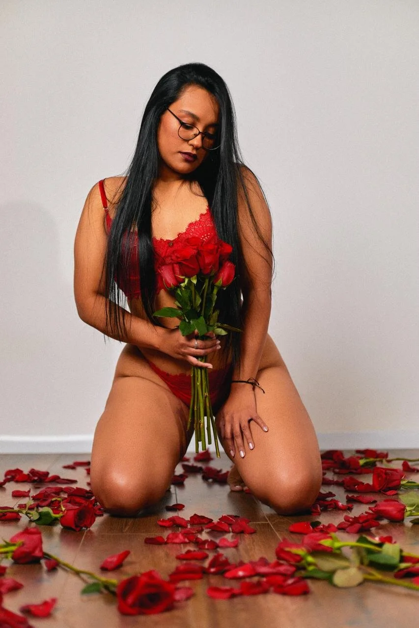 XXX Porn Photo of Nude ellamontoya 5