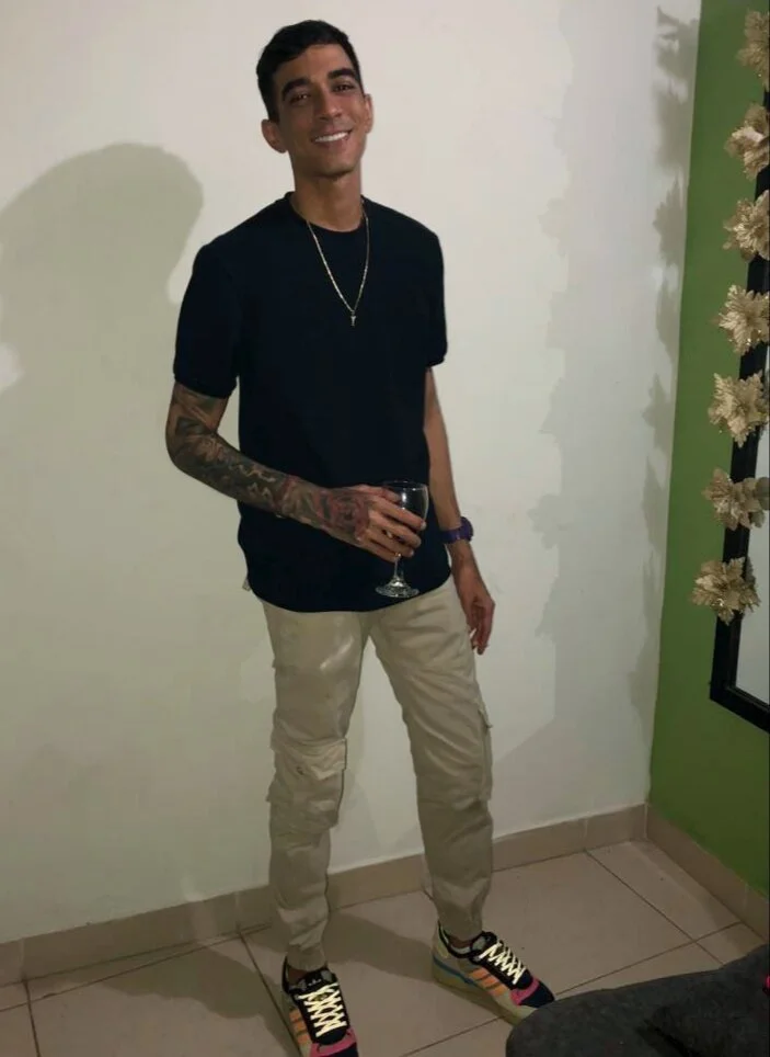 XXX Porn Photo of Nude louchart_boys 5