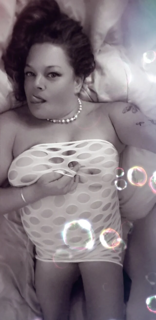 XXX Porn Photo of Nude JohnellMarkell 12