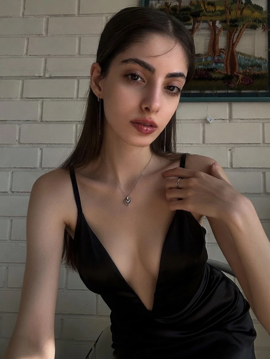XXX Porn Photo of Nude DrewMosen 6