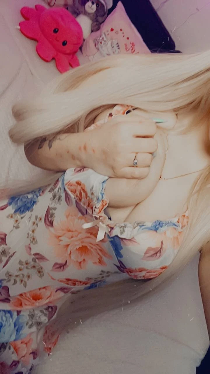 XXX Porn Photo of Nude Kate_Legend 15
