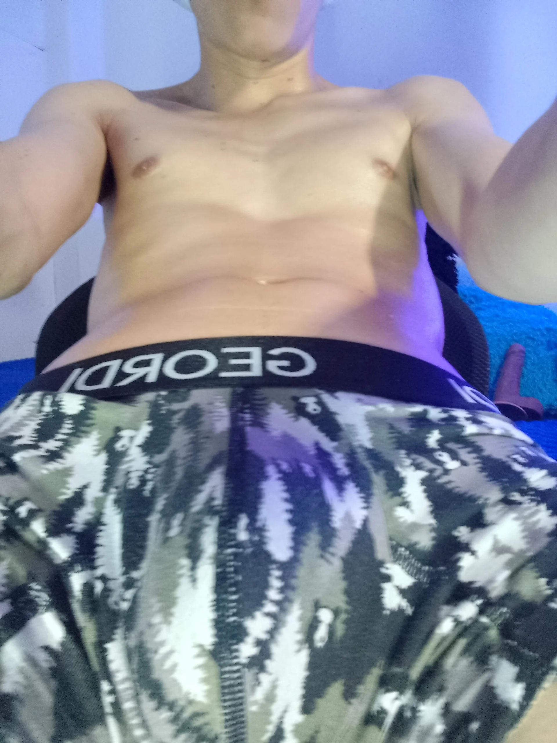 XXX Porn Photo of Nude Elian_Cooper 18