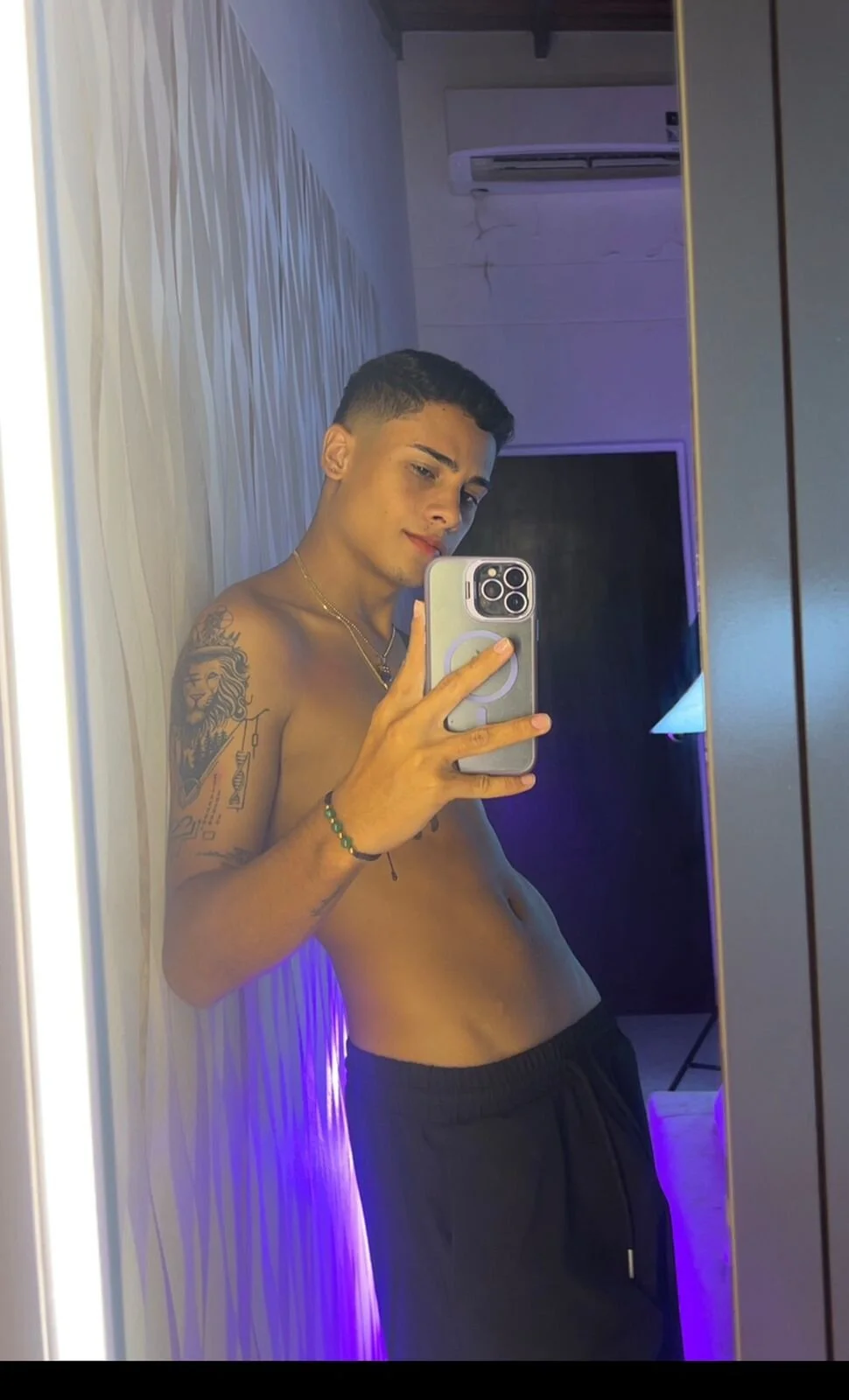 XXX Porn Photo of Nude Bigx_Twink__ 4