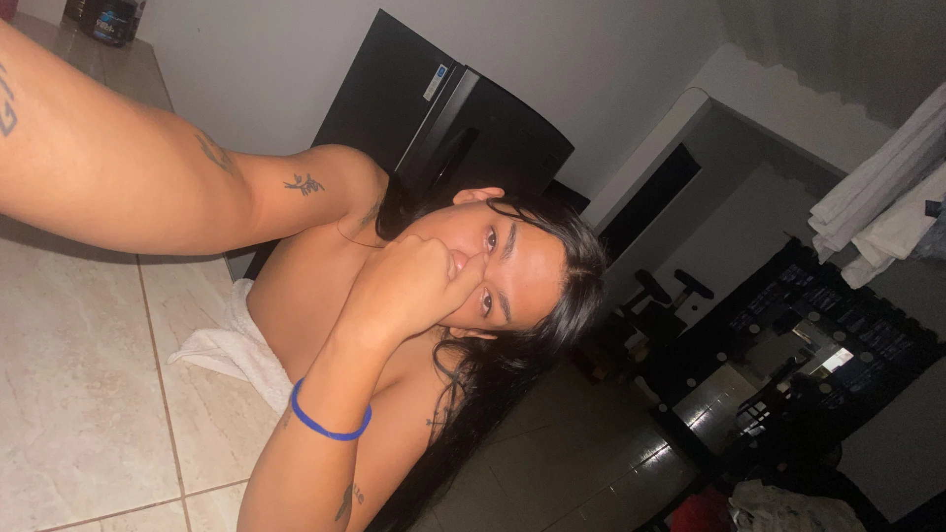 XXX Porn Photo of Nude yossi_peach_cute 49