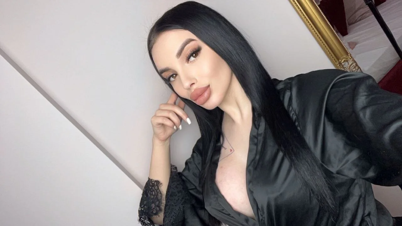 XXX Porn Photo of Nude VelmaEvans 12