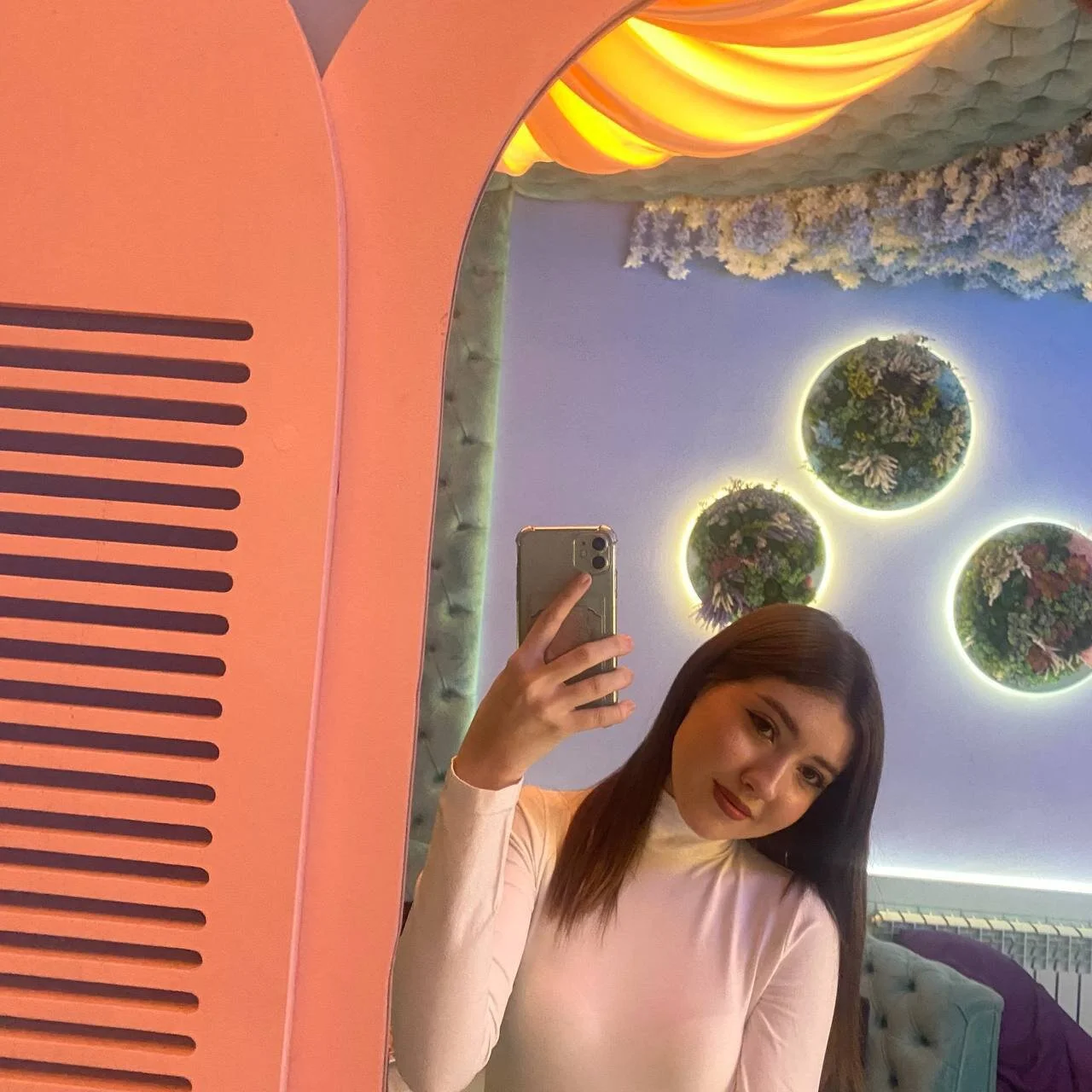 XXX Porn Photo of Nude aliceescotte 15