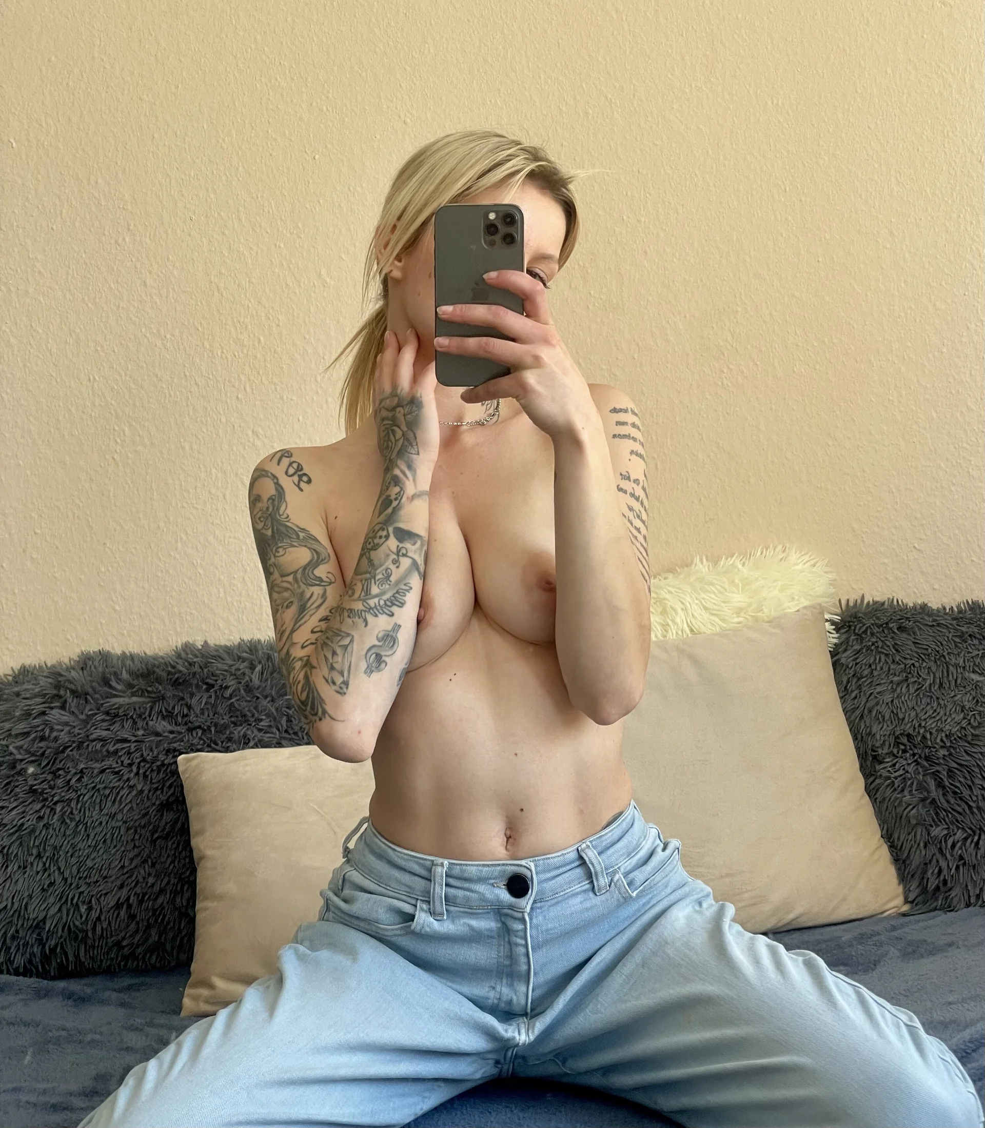 XXX Porn Photo of Nude KairaKampen 6
