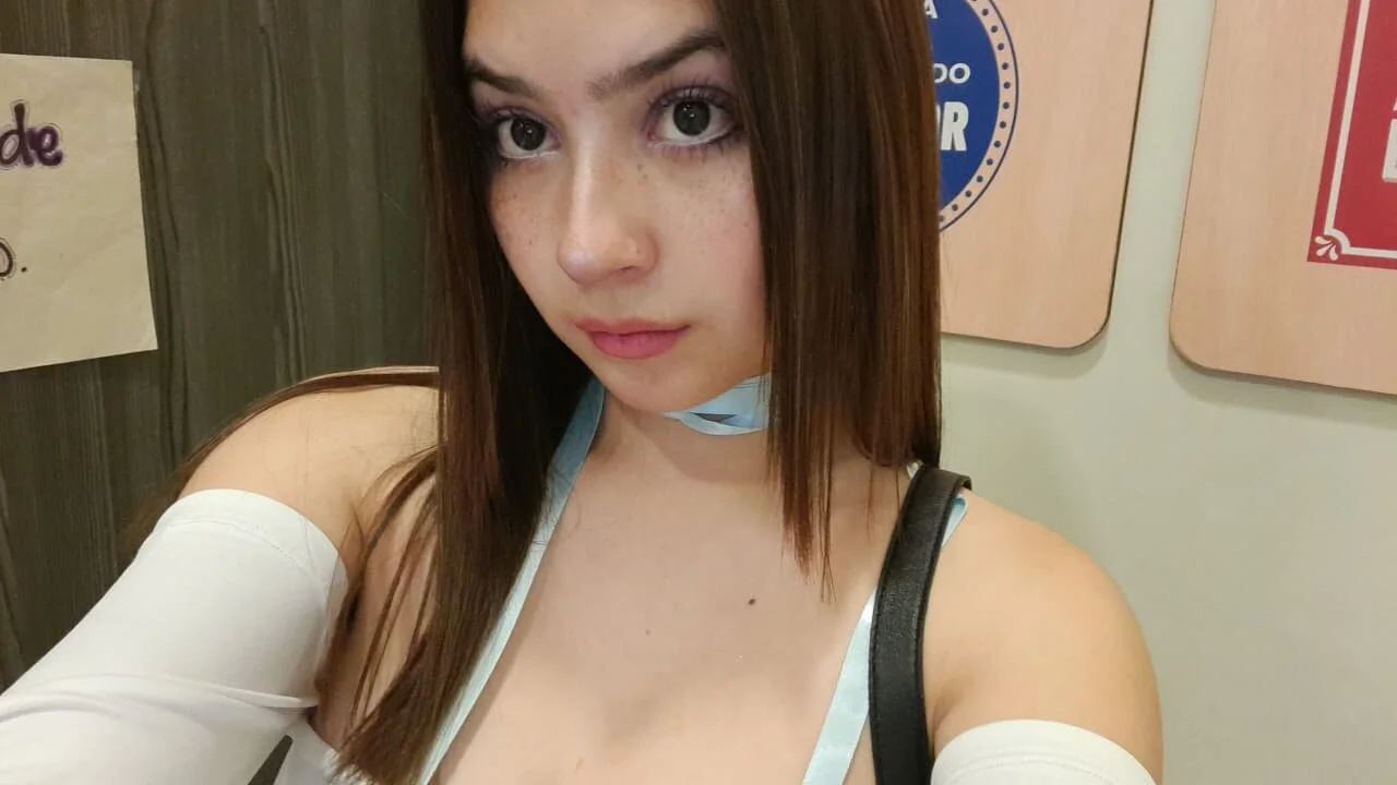 XXX Porn Photo of Nude andrea_tay1 5