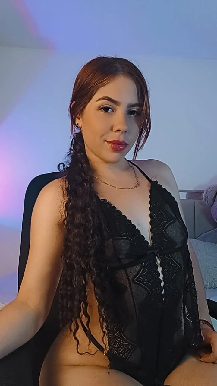 XXX Porn Photo of Nude Charlottediolet 17