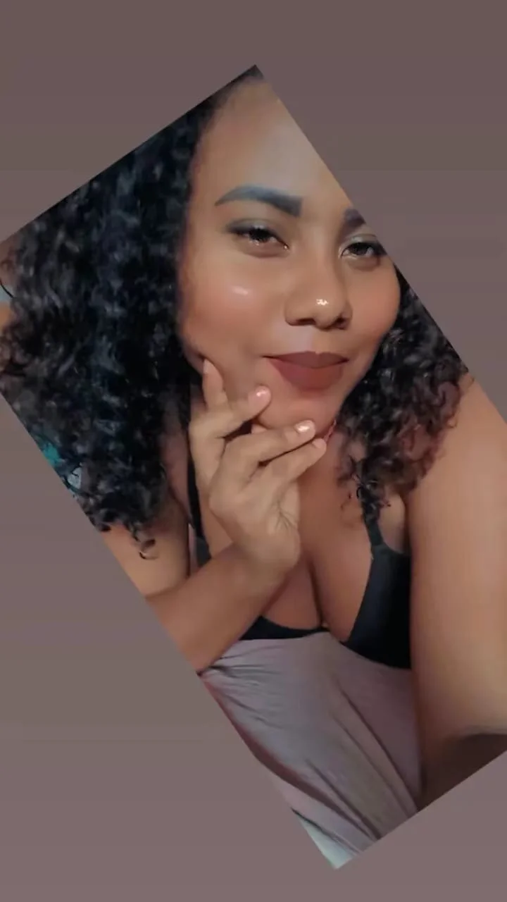 XXX Porn Photo of Nude nympho_bff 18