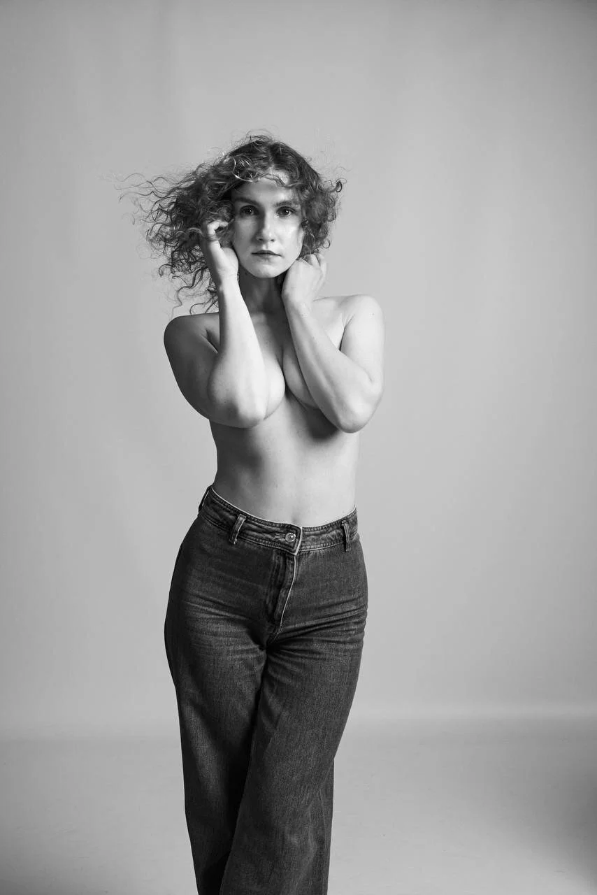 XXX Porn Photo of Nude CarinaCurly 95