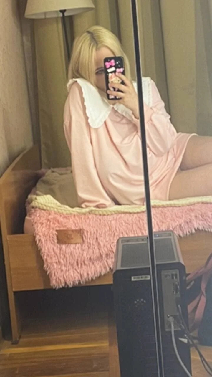XXX Porn Photo of Nude B_Ratz 10