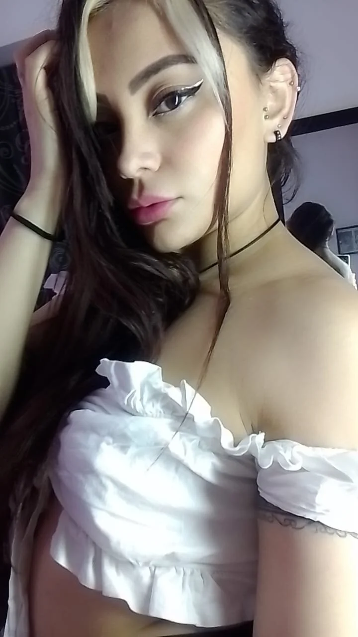 XXX Porn Photo of Nude emily_jimenez10 5