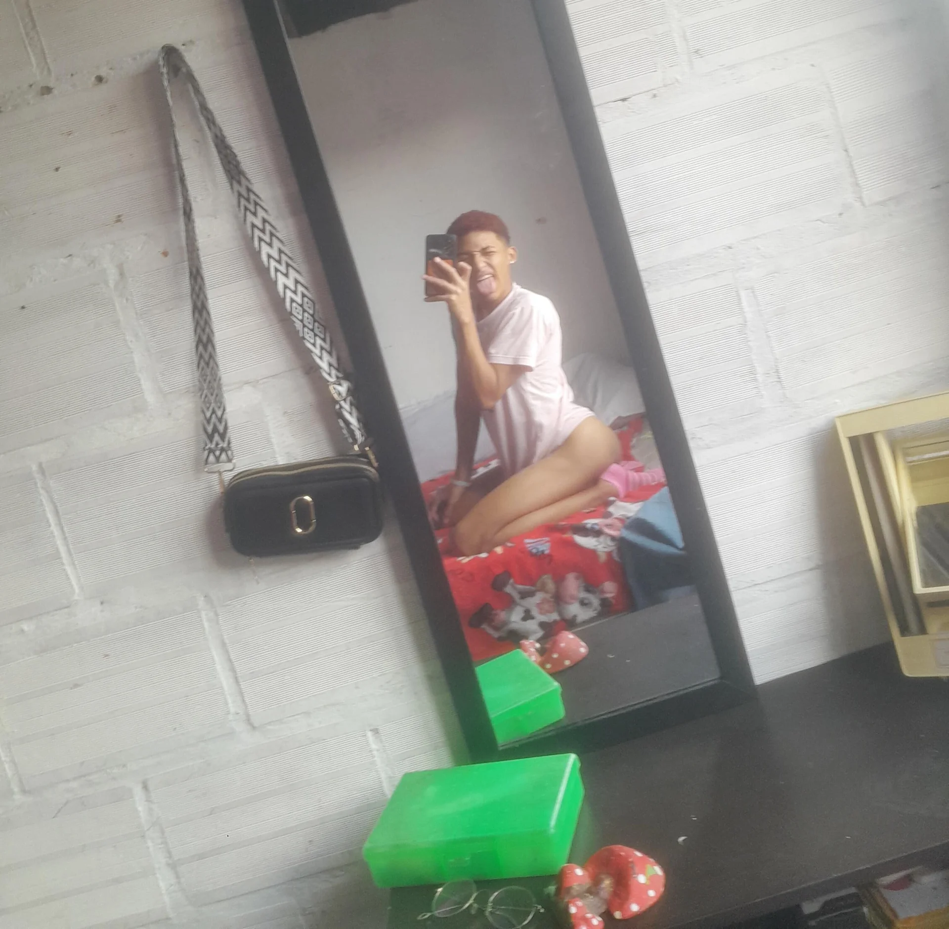XXX Porn Photo of Nude Kamy_Boys23 2