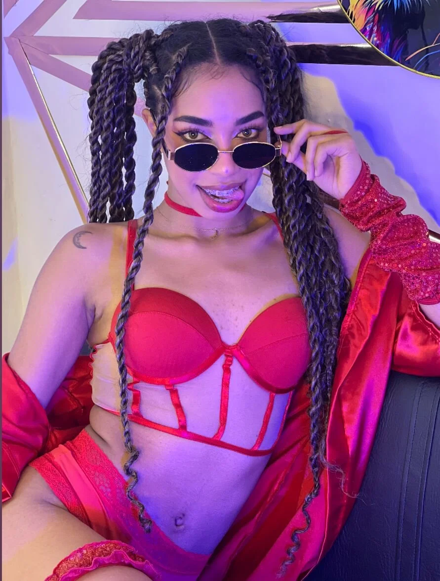 XXX Porn Photo of Nude dulce_brown01 7