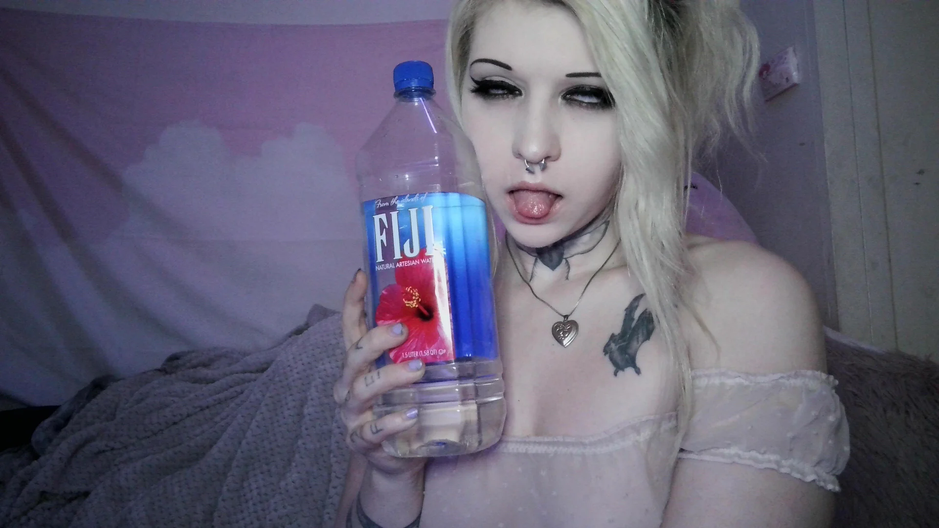 XXX Porn Photo of Nude lilithrosexoxo 23