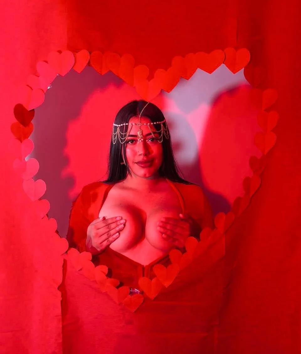 XXX Porn Photo of Nude ElaaPerez 15