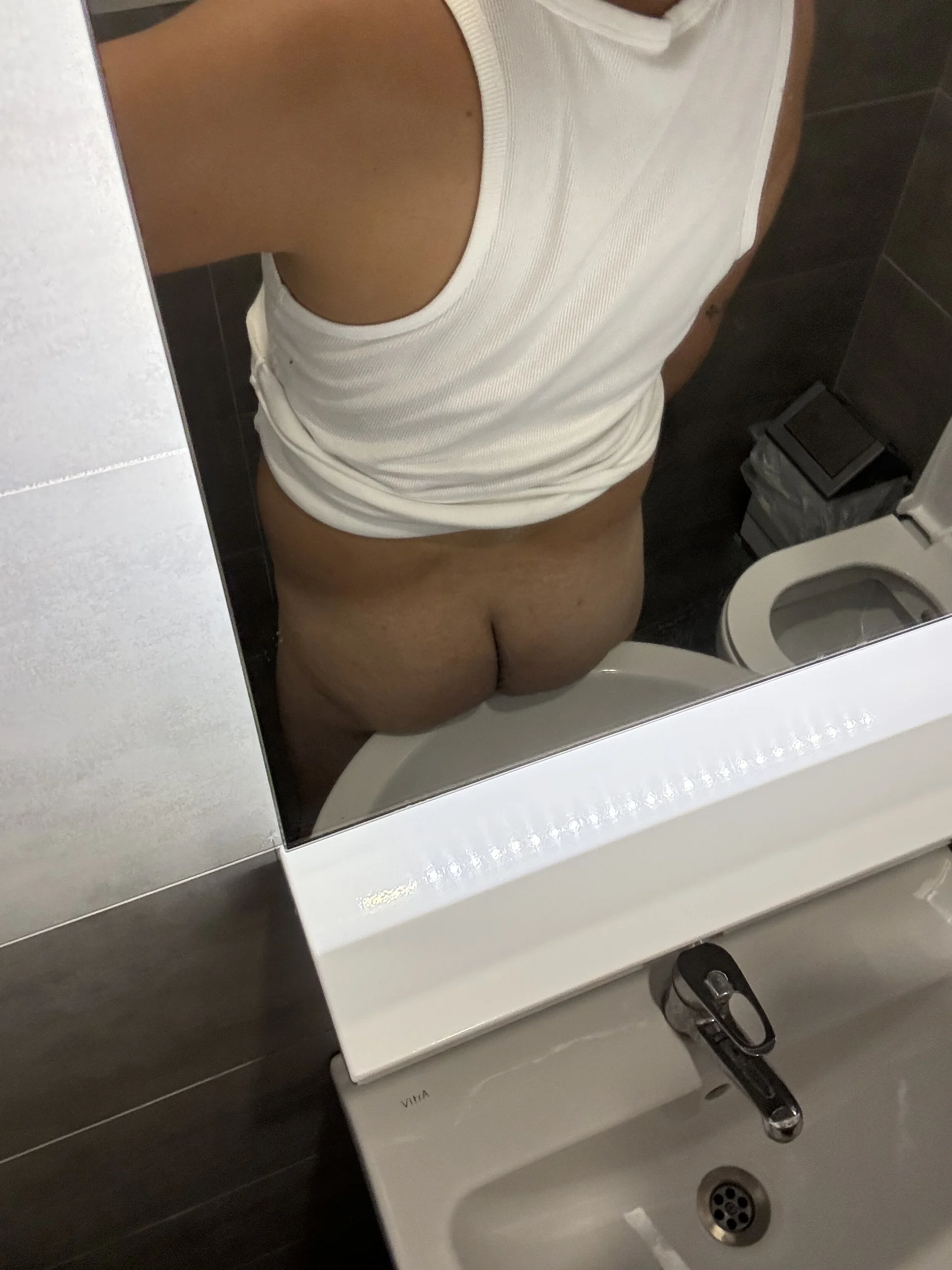 XXX Porn Photo of Nude mootingg 4