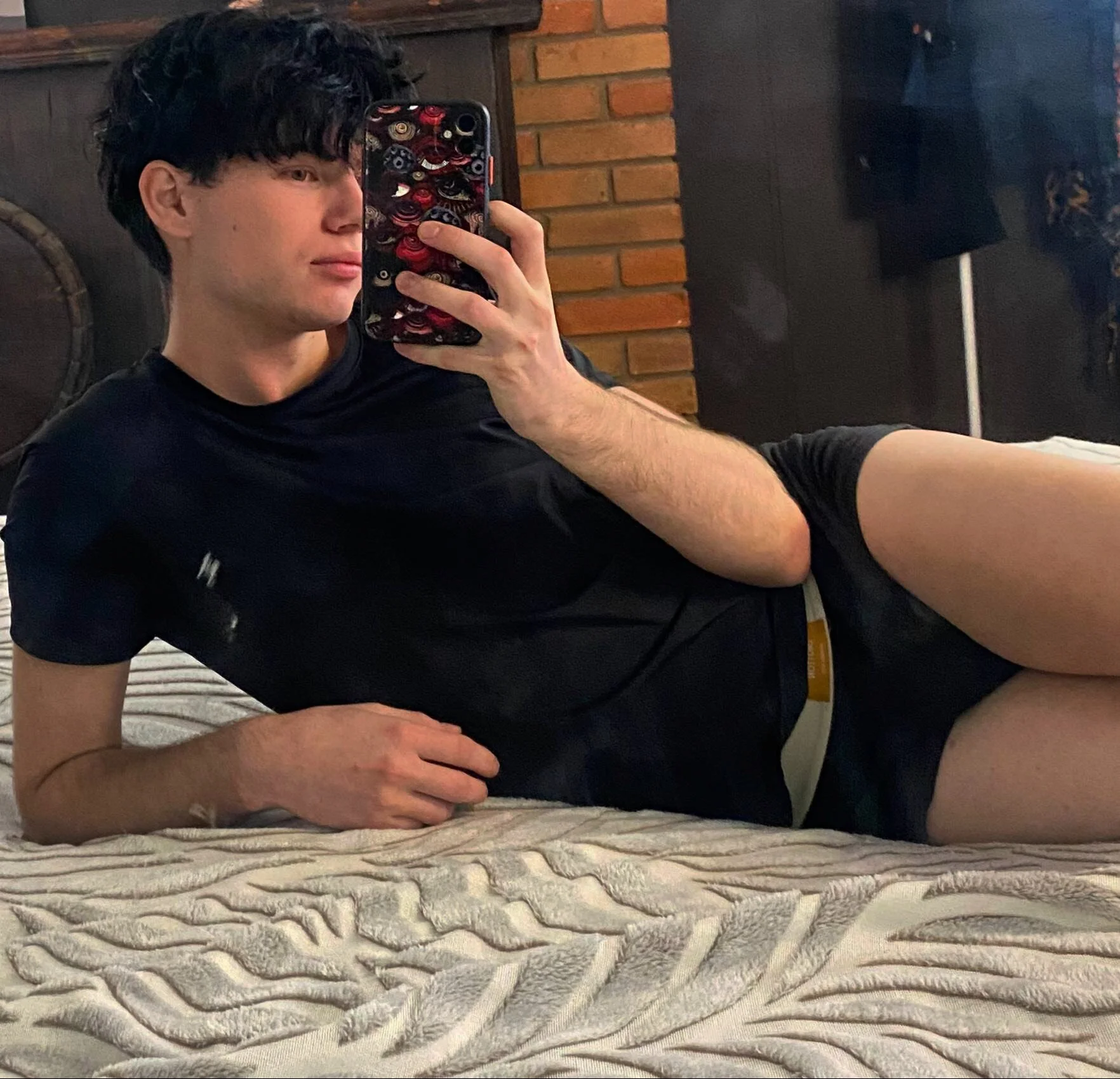 XXX Porn Photo of Nude Cute_Mike 2